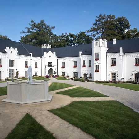 Zamek Kvasetice Hotel Havlíčkŭv Brod Exterior foto